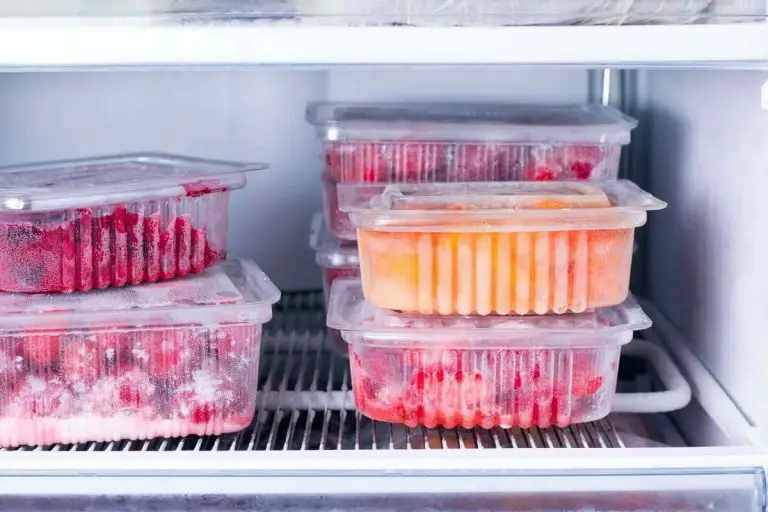 How To Blend Frozen Fruit The Right Way!