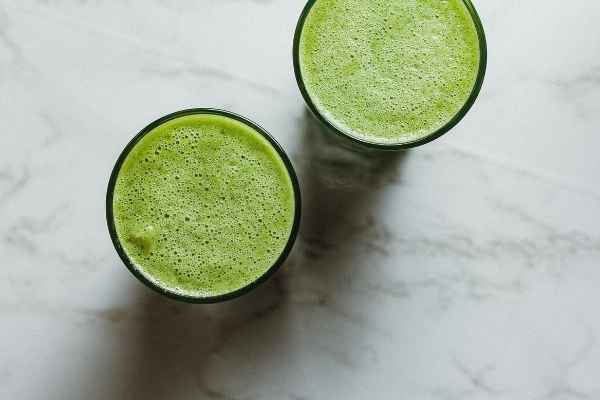 benefits of drinking celery juice in the morning